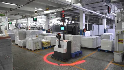 4. لیفتراک اقتصادی: یک راه حل انبارداری کارآمد و ایمن